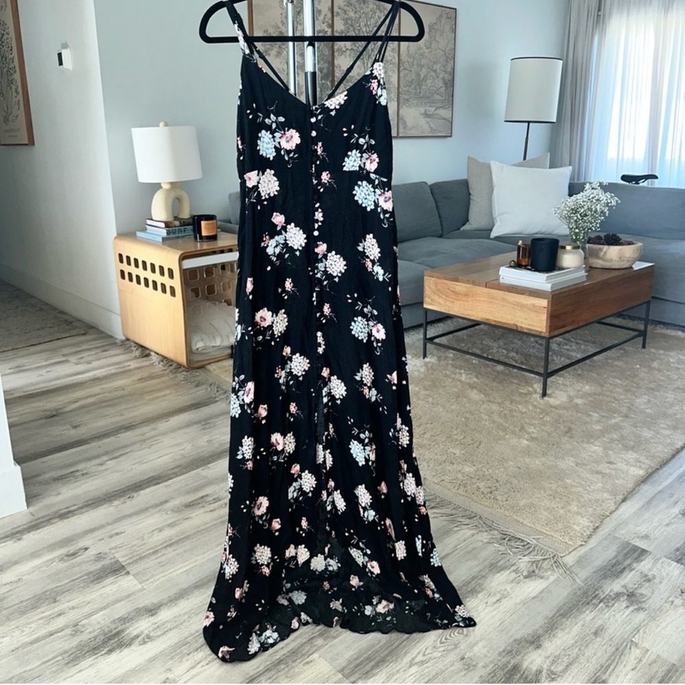 Ivy + Main black/floral button down maxi dress M
